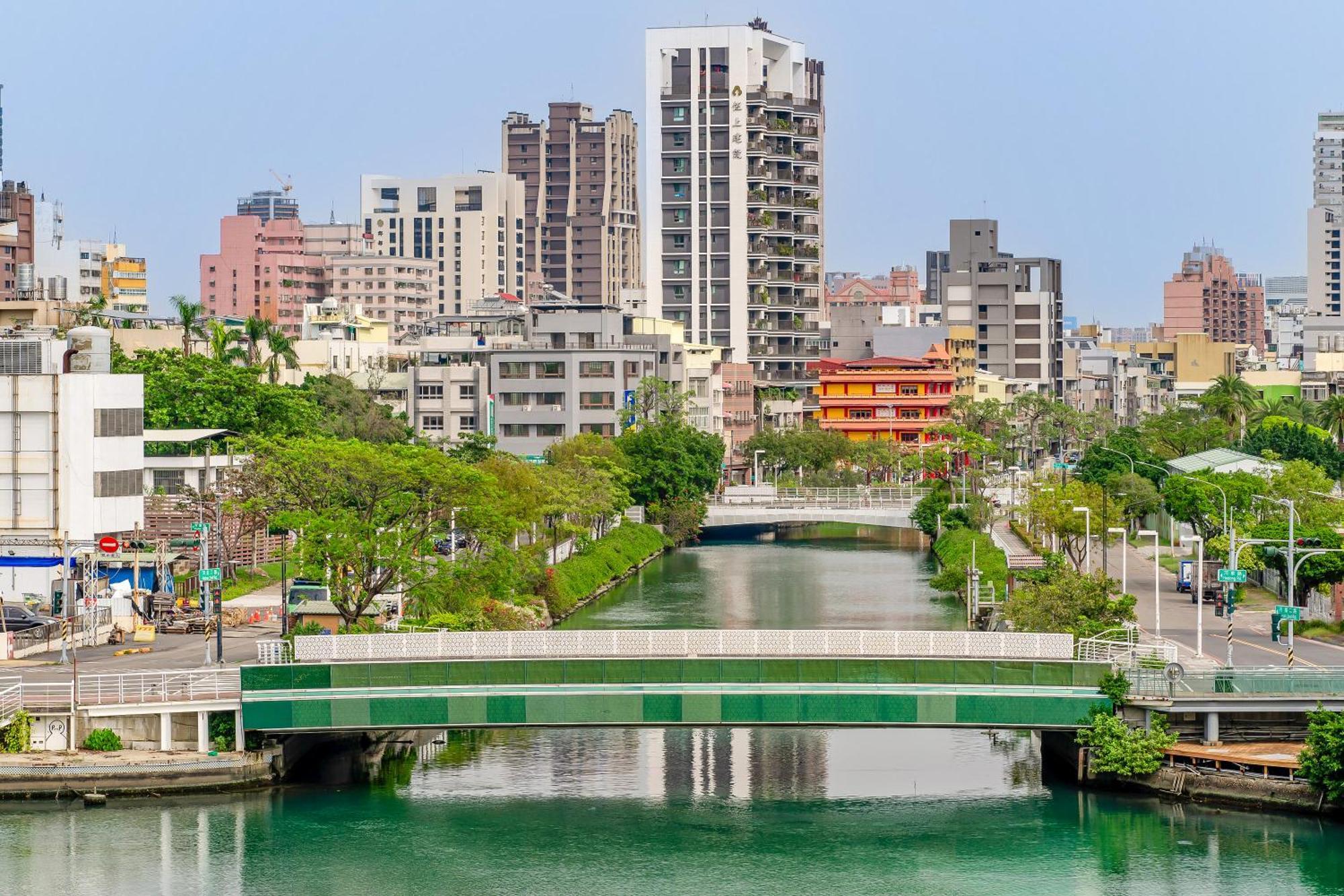 Check Inn Express Kaohsiung Love River Εξωτερικό φωτογραφία